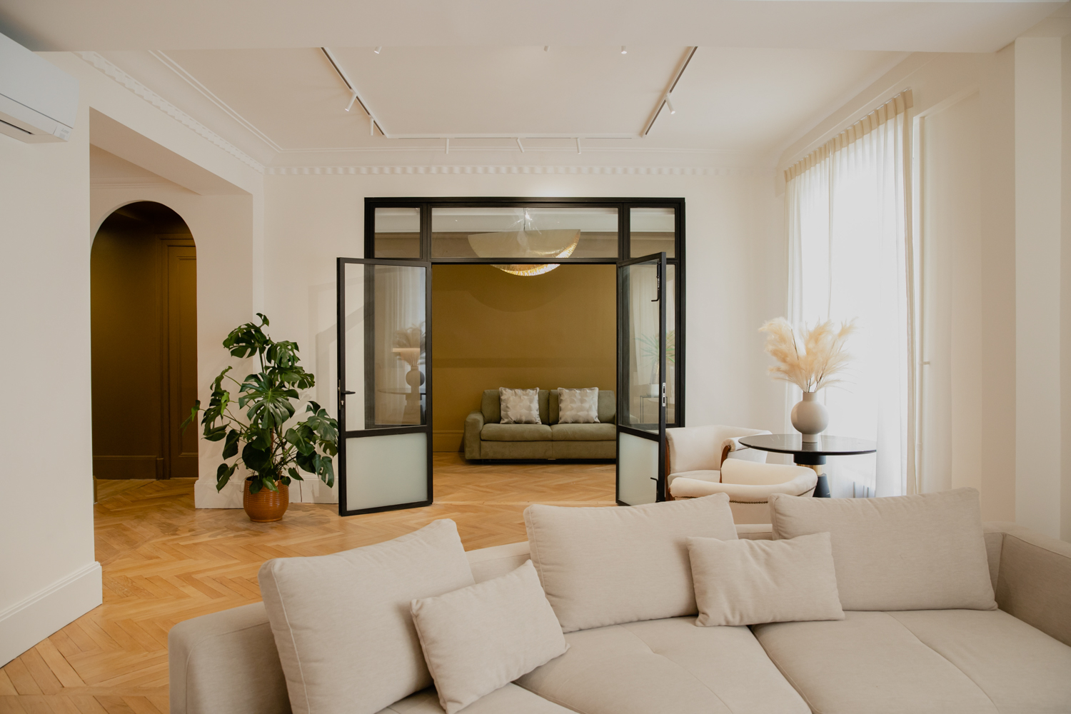 Photographe architecture appartement haussmanien, photographe corporate, architecture, décoration, photographe lyon 2