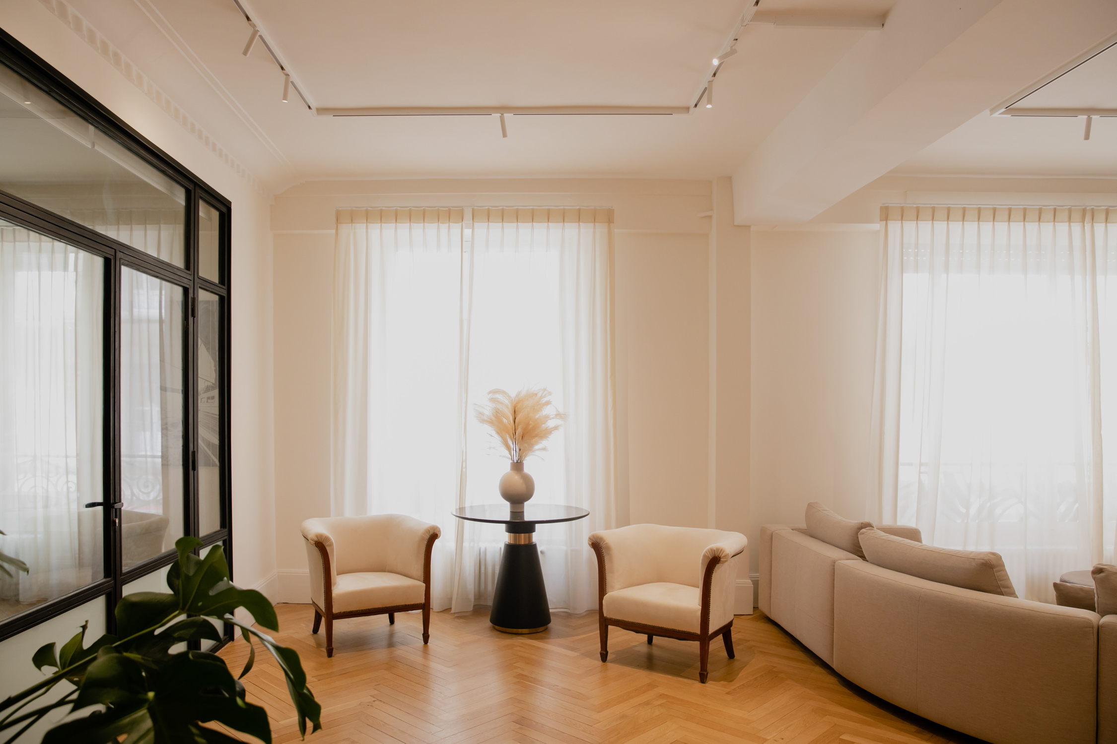 Photographe architecture appartement haussmanien, photographe corporate, architecture, décoration, photographe lyon 2